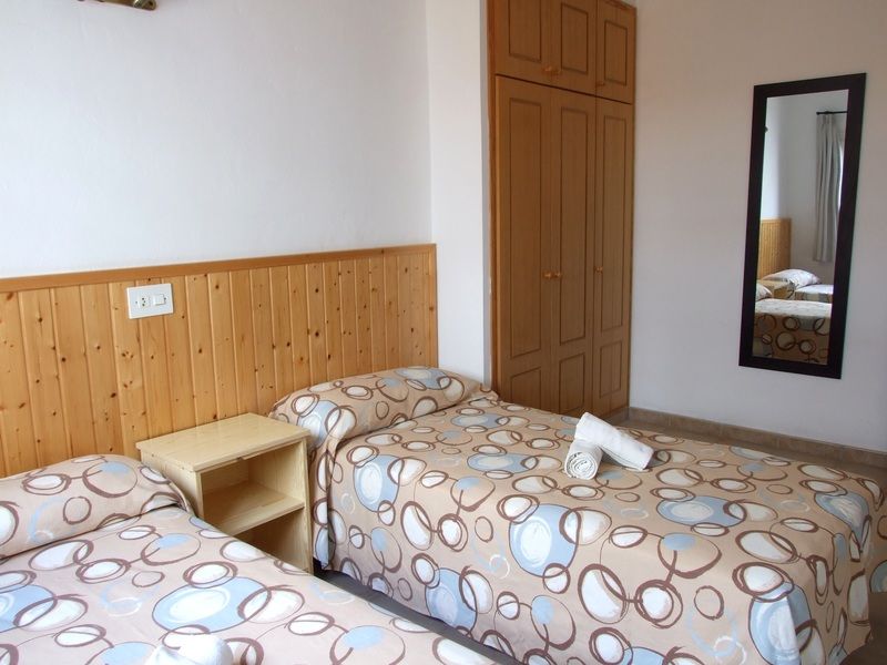 Hotel Timon 1 & 2 Es Pujols Esterno foto
